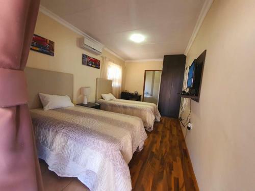 Hostal Tenacity Guesthouse - Riviera Park