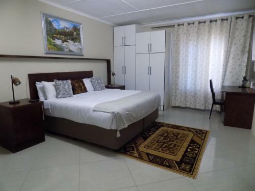Hostal Angel Guest House