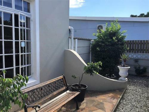 Hostal Keedols Inn & Backpackers