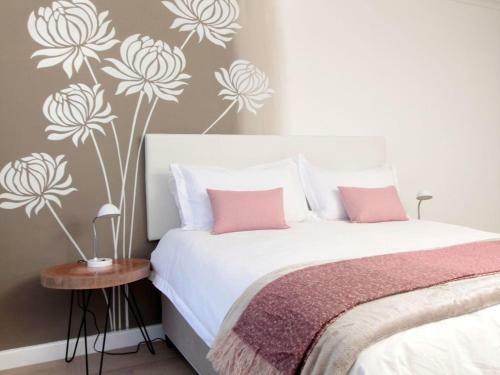 Flame Lily Bed & Breakfast