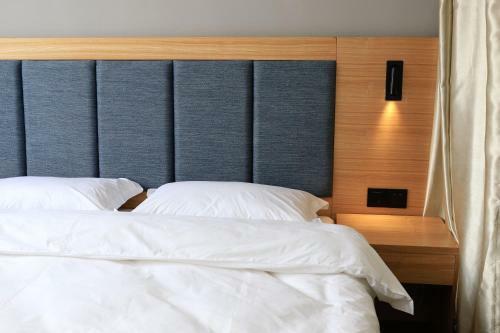 Hotel Travel Light Guilin