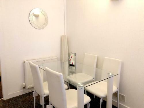 Albert Road Apartment