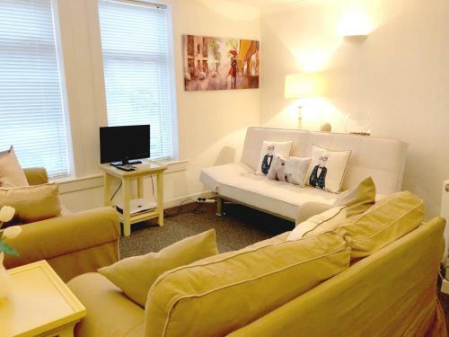 Albert Road Apartment