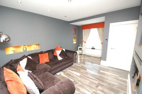 Mosspark Luxury House