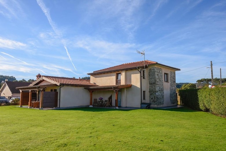 Casona De Llanorrozo Apartamentos Rurales