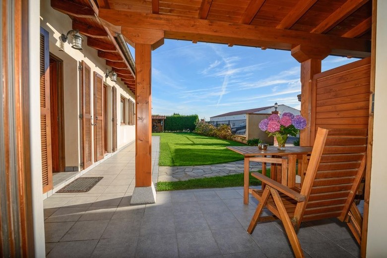 Casona De Llanorrozo Apartamentos Rurales
