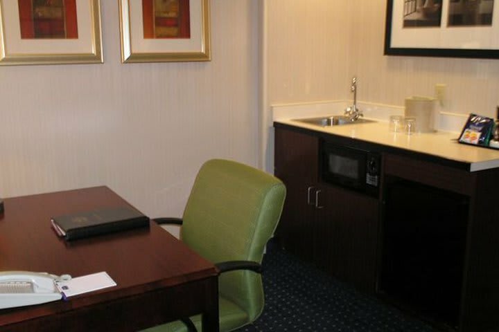 Hotel Springhill Suites Pittsburgh Airport