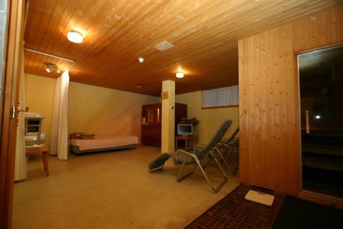 Hotel P�stli