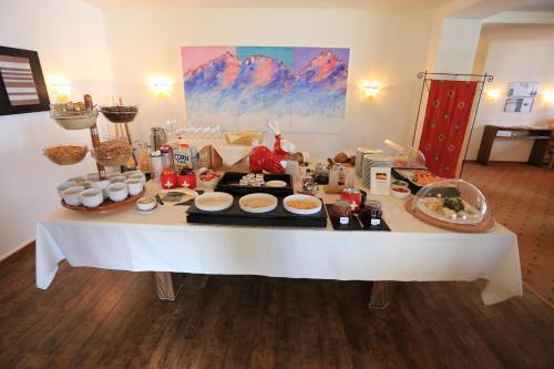 Hotel P�stli