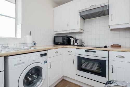 Conen Chafford One Apartment