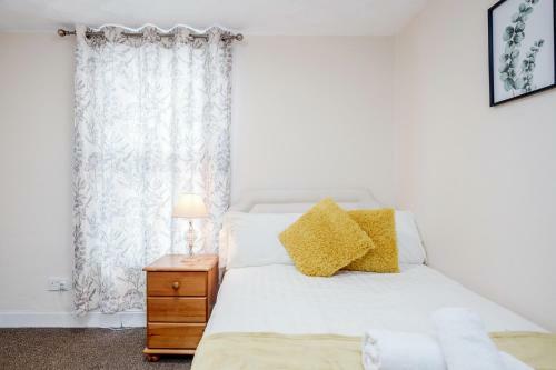 Apartamento Spacious 5 Bedroom House In Gravesend