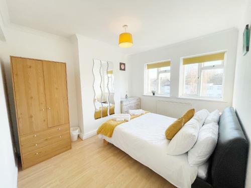 Apartamento 3 Bed Duplex Flat, Free Wifi & Netflix, Ideal For Contractors