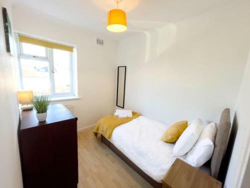 Apartamento 3 Bed Duplex Flat, Free Wifi & Netflix, Ideal For Contractors