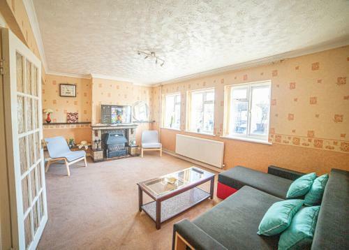 Apartamento 3 Bed Duplex Flat, Free Wifi & Netflix, Ideal For Contractors