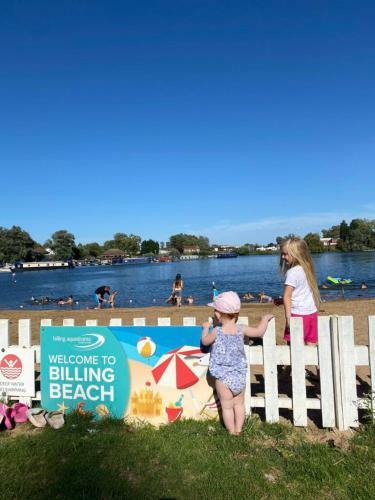 Lovely Static 6 Bed Caravan At Billing Aquadrome