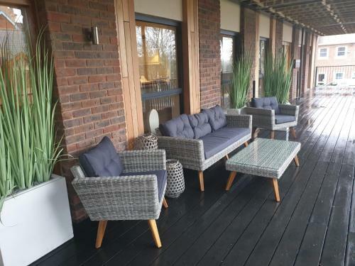 Stunning Hillside Town Centre Apartment - Great Malvern