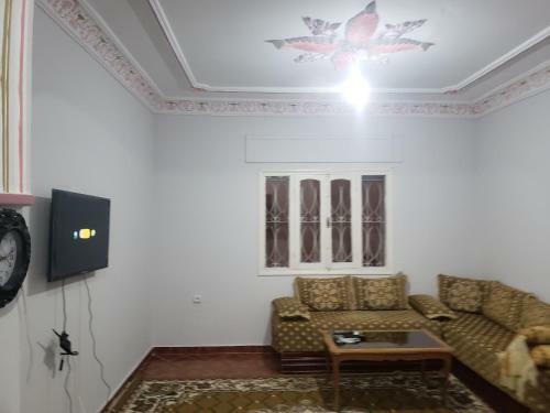Lovely Sunny And Cozy Apartment With Free Parking