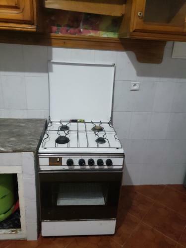 Lovely Sunny And Cozy Apartment With Free Parking