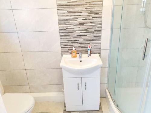 Hostal Greenhithe Independent Annexe To Relax And Unwind