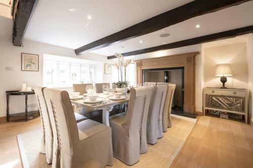 Roundhill Estate