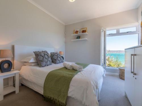 Lagoon Escape Beach Villa