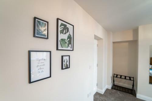 South Quay Apartment