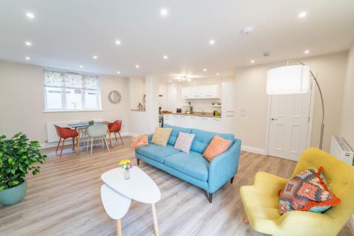 South Quay Apartment