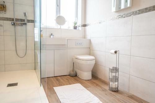 Apartamento South Quay Penthouse - 2 Bed