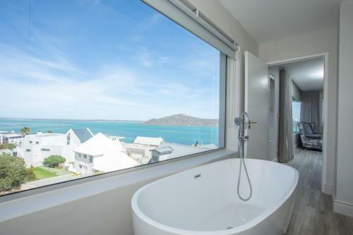 The View Langebaan Lagoon Villa