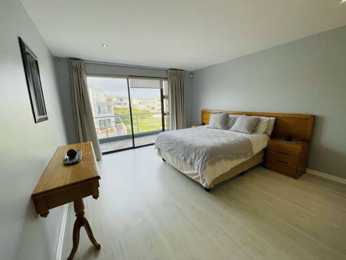 Villa Calypso Beach
