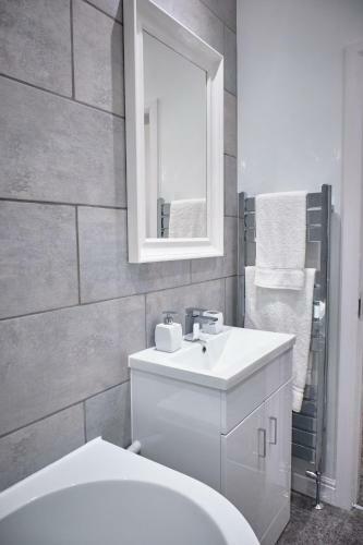 The Townhouse - Simple2let Serviced Apartments