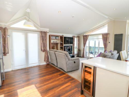 37 Horizon Park