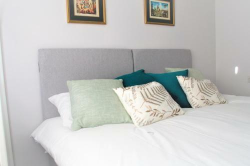 Bookeduk: Modern Apartment In Hatfield Heath