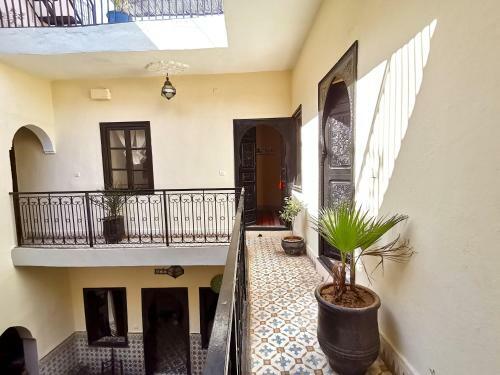 Hostal Dar Mirai
