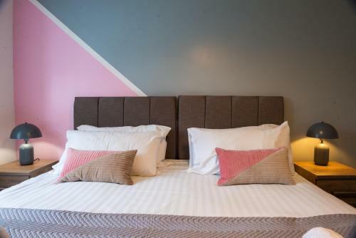 Brand New Luxury One Bed Apartment