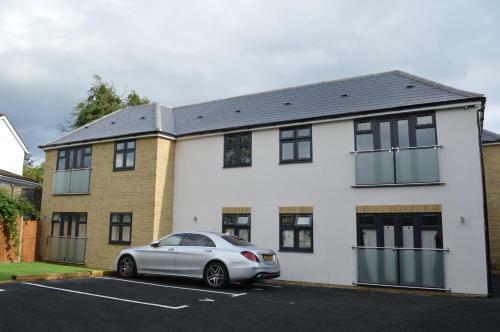 Brand New Luxury One Bed Apartment