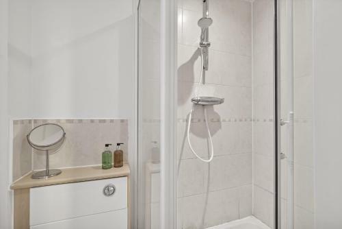 Parkhouse Serviced Apartment Hatfield Town Centre