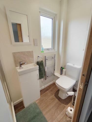 Apartamento Le Petit Chateau, A Snug 1-bed 1-bath By The Coast
