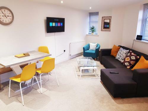 Homebird Property - Epsom Apartment
