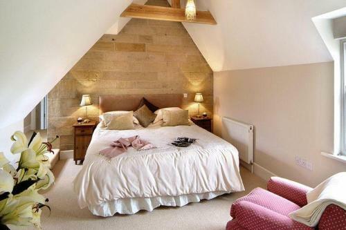 Brokenheugh Lodge & Orchard Barn