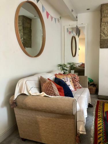 Wuthering Cottage - Central, Stylish, Cosy, Comfy