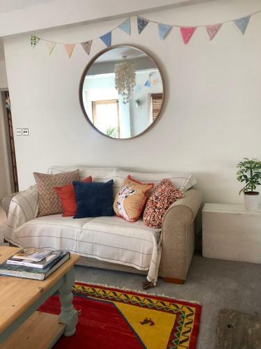 Wuthering Cottage - Central, Stylish, Cosy, Comfy