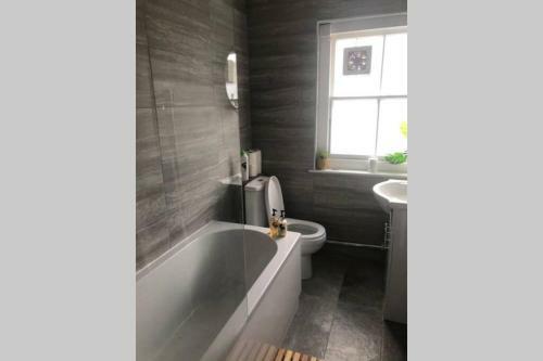 Recently Refurbished Old Town Apartment