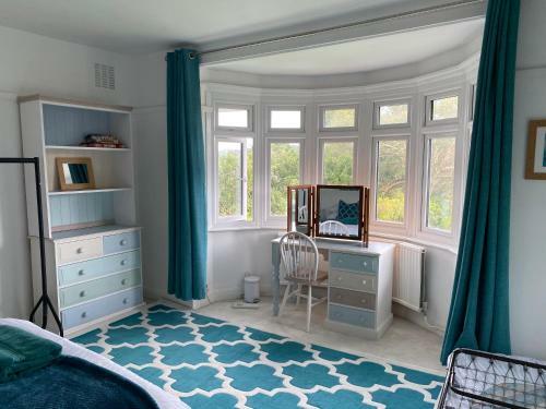 Large Rooms Near The Sea