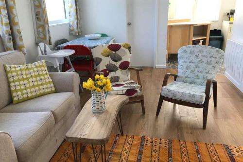 Apartamento Cosy, Quiet Bungalow, One Minute From The Beach.