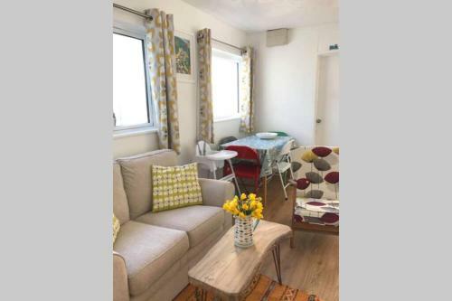 Apartamento Cosy, Quiet Bungalow, One Minute From The Beach.
