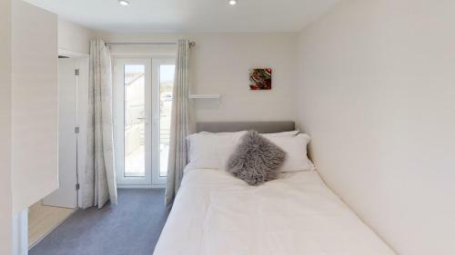 Villa Oak Cottage, Close To Beaches