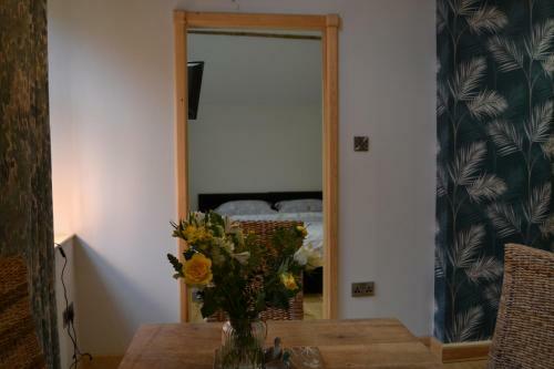 Canal View Apartment