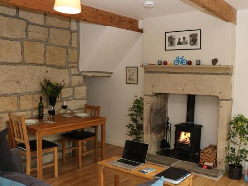 Hawksclough Cottage