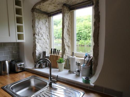 Hawksclough Cottage